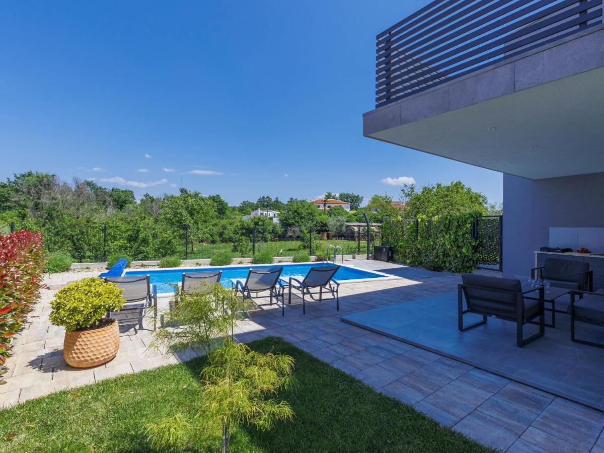 Holiday Home Villa Isabela - Prc423 By Interhome Nova Vas  Екстериор снимка